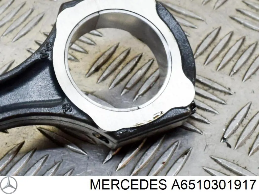 Купити A6510301917 Mercedes Поршень в комплекті на 1 циліндр, STD