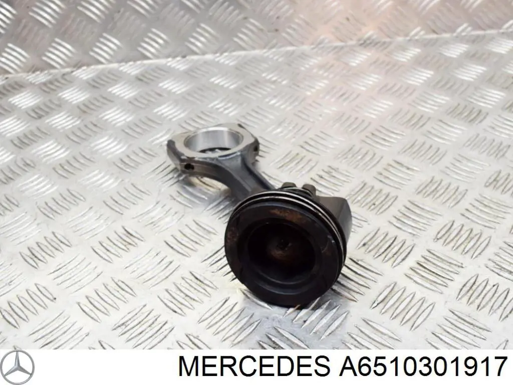 Поршень в зборі Mercedes A6510301917 ціна, від 31.67 USD