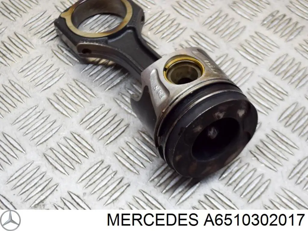 A6510302017 Mercedes поршень в комплекті на 1 циліндр, std