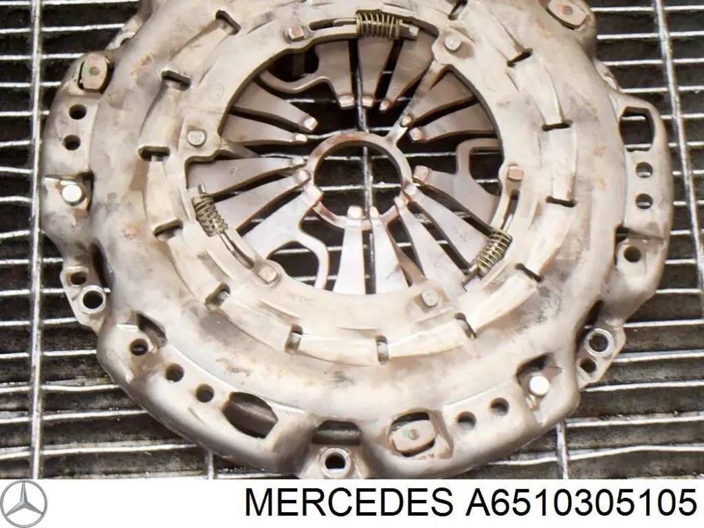A6510305105 Mercedes маховик двигуна