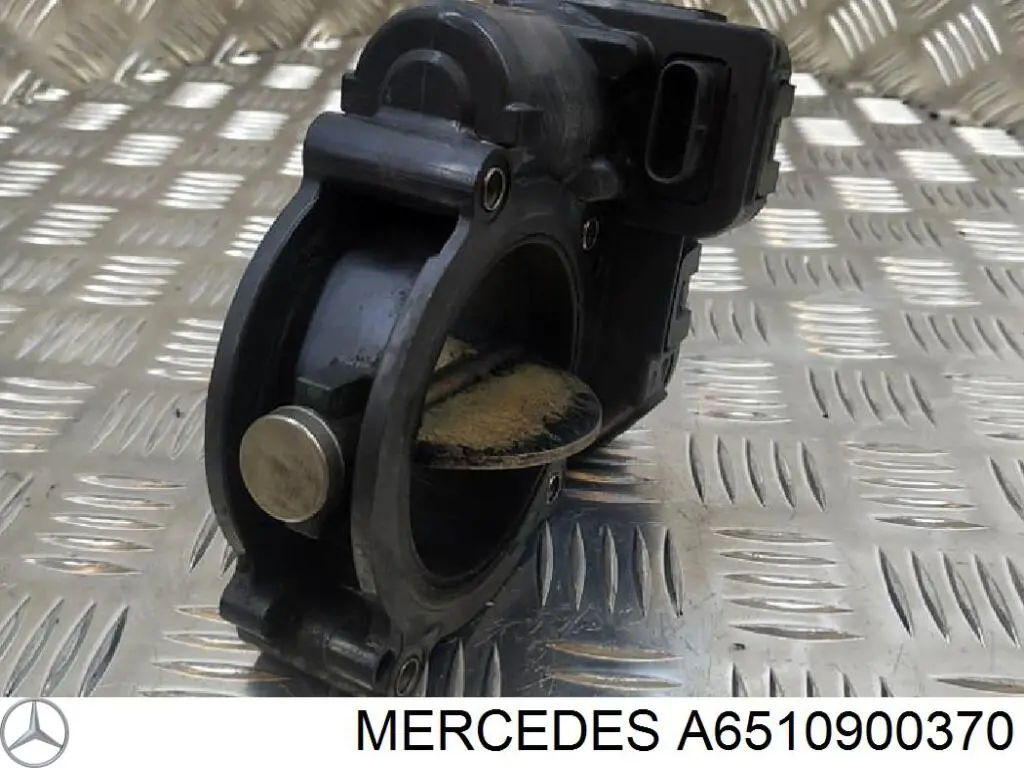 A651090047005 Mercedes Дросільна заслінка в зборі