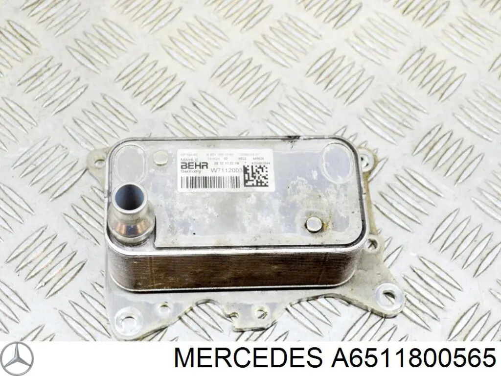  Mercedes A6511800565