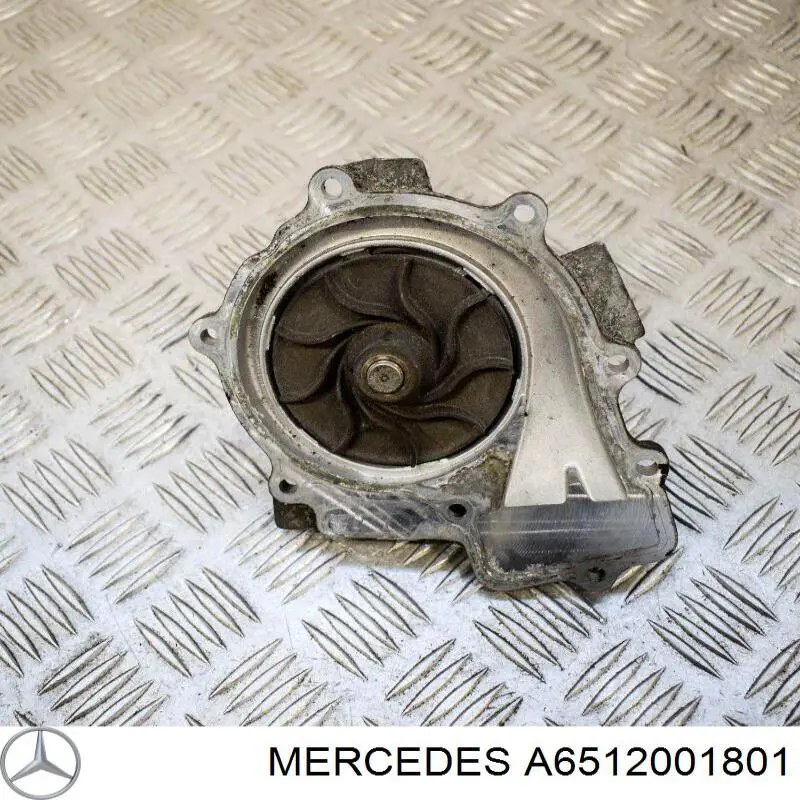 A6512001801 Mercedes Насос охолодження
