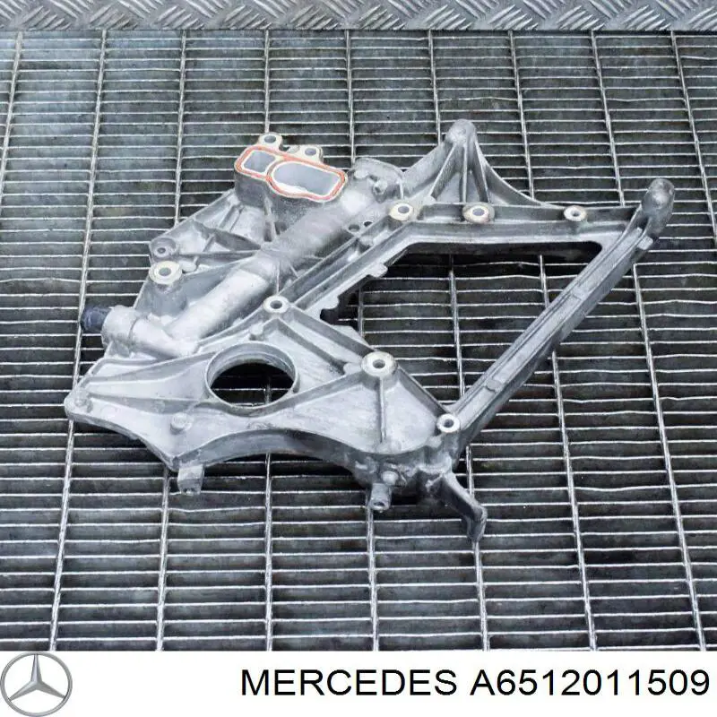 A6512011509 Mercedes Кришка мотора передня