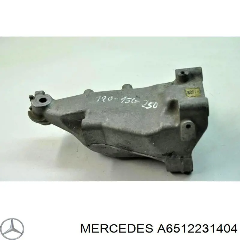 A6512231404 Mercedes Кронштейн подушки (опори) двигуна, правої