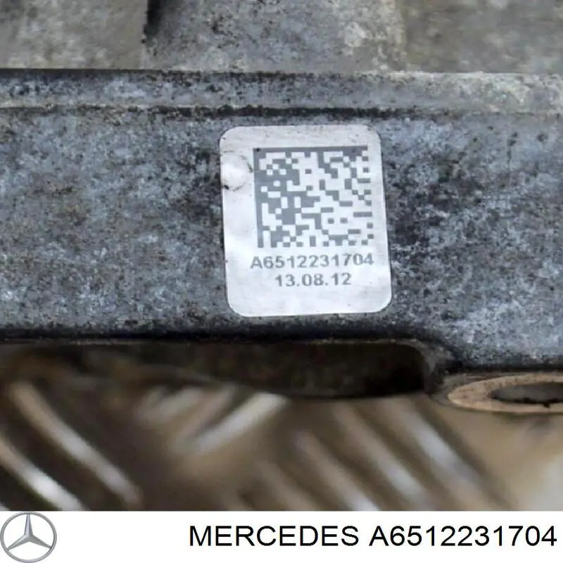 Кронштейн подушки (опори) двигуна, лівої A6512231704 Mercedes