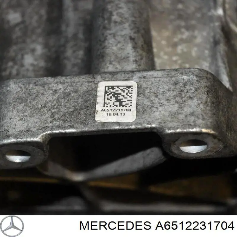 Кронштейн подушки (опори) двигуна, лівої Mercedes A6512231704 ціна, від 11.09 USD