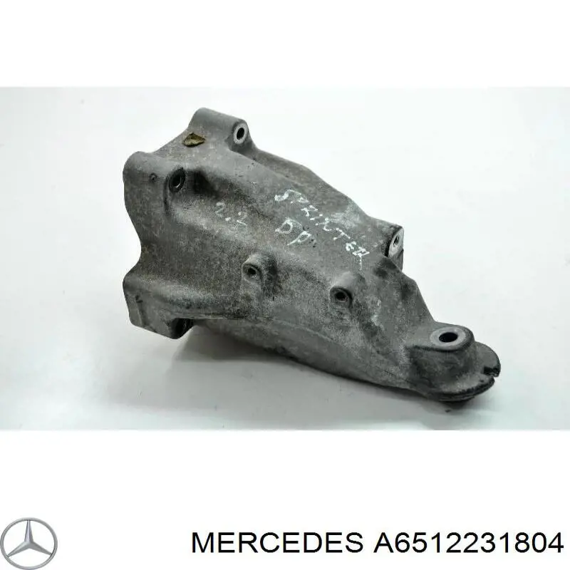 Кронштейн подушки (опори) двигуна, правої A6512231804 Mercedes