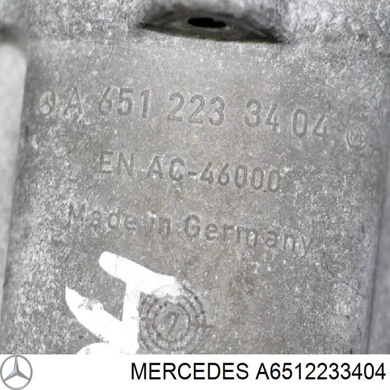 Кронштейн подушки (опори) двигуна, правої A6512233404 Mercedes
