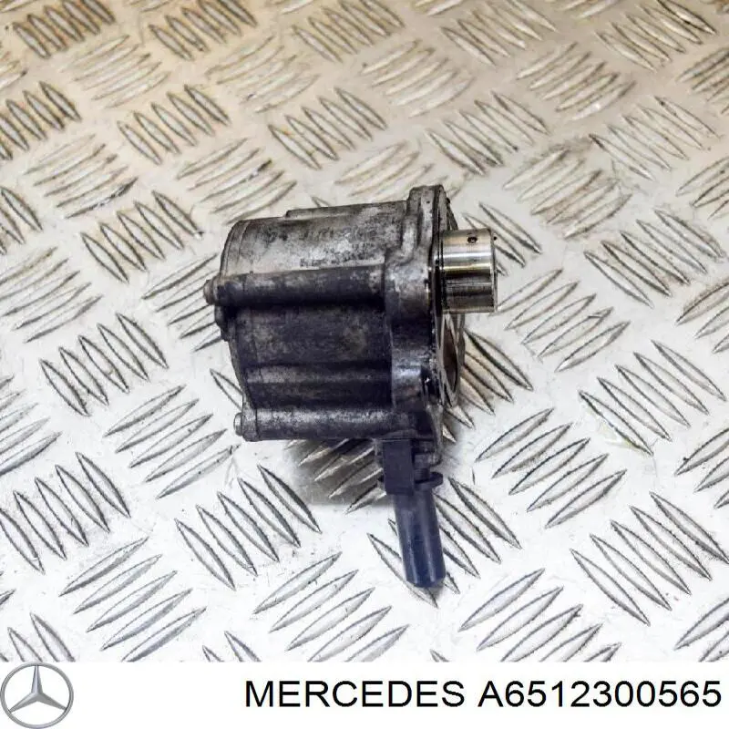 A6512300565 Mercedes Насос вакуумний