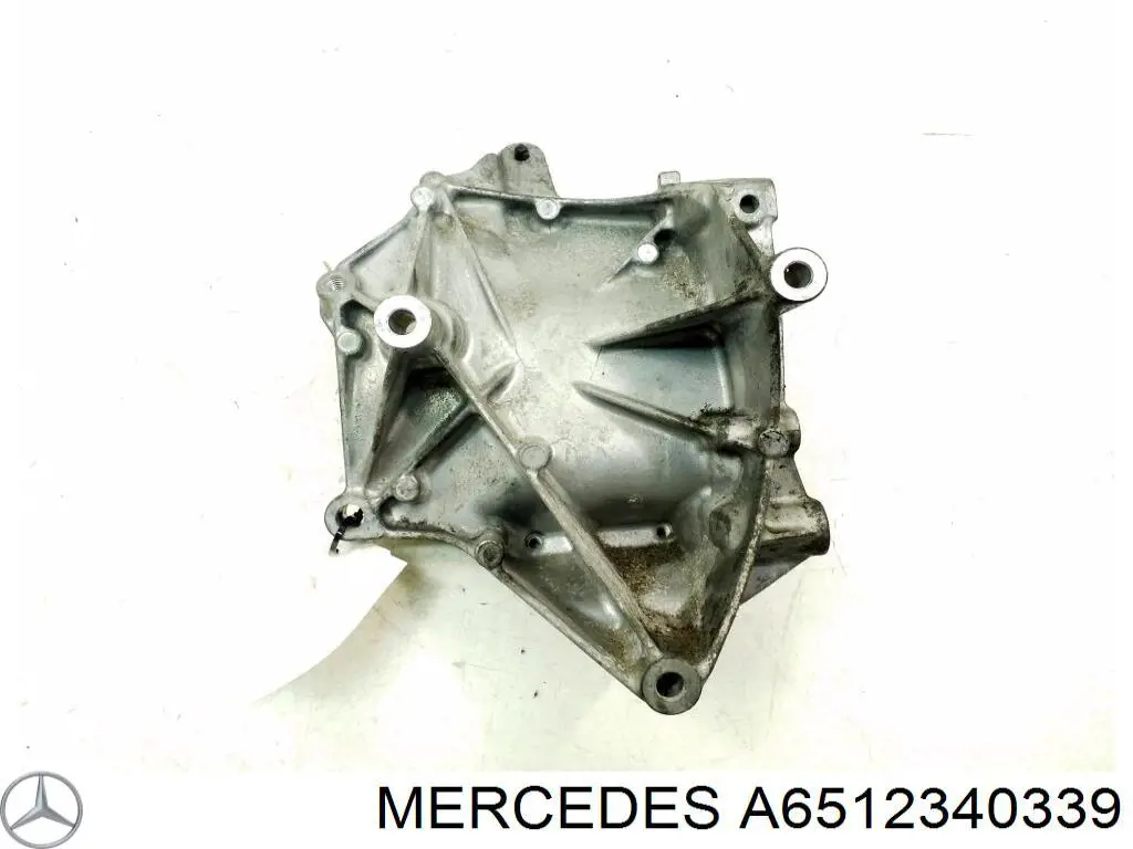 Кронштейн компресора кондиціонера на Mercedes GLC (C253)