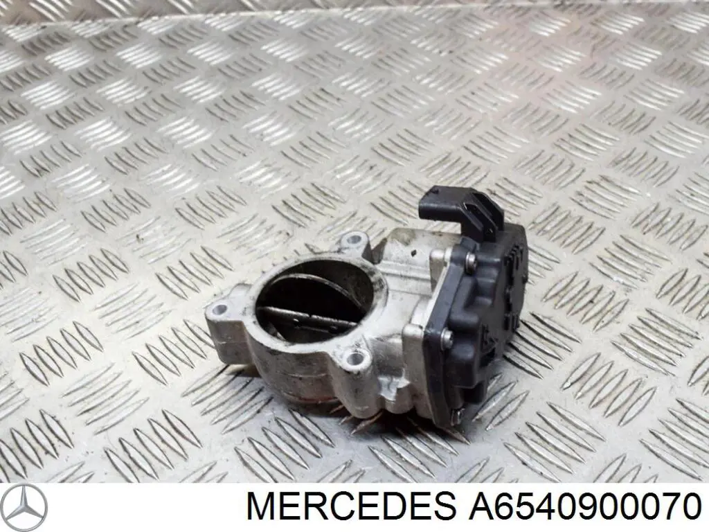 Блок дросельної заслінки Mercedes A6540900070 ціна, від 74.21 USD