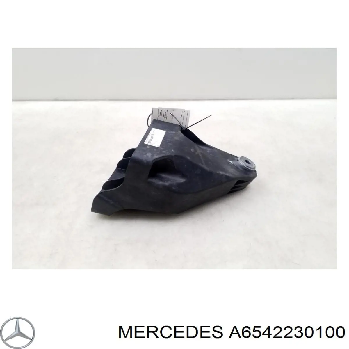 Купити A6542230100 Mercedes Кронштейн подушки (опори) двигуна, правої