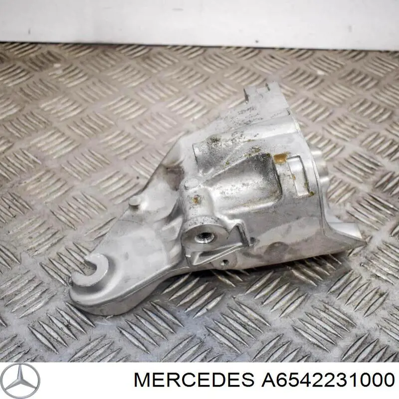 Купити A6542231000 Mercedes Кронштейн подушки (опори) двигуна, правої