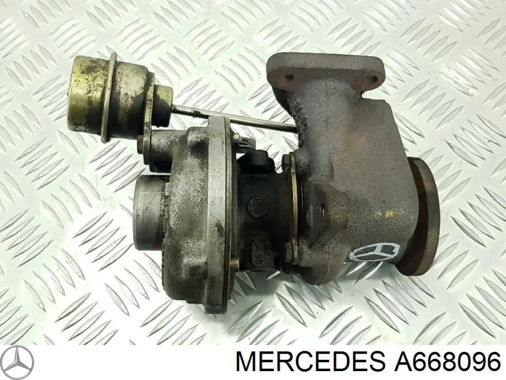 Турбіна Mercedes A668096 ціна, від 164.69 USD