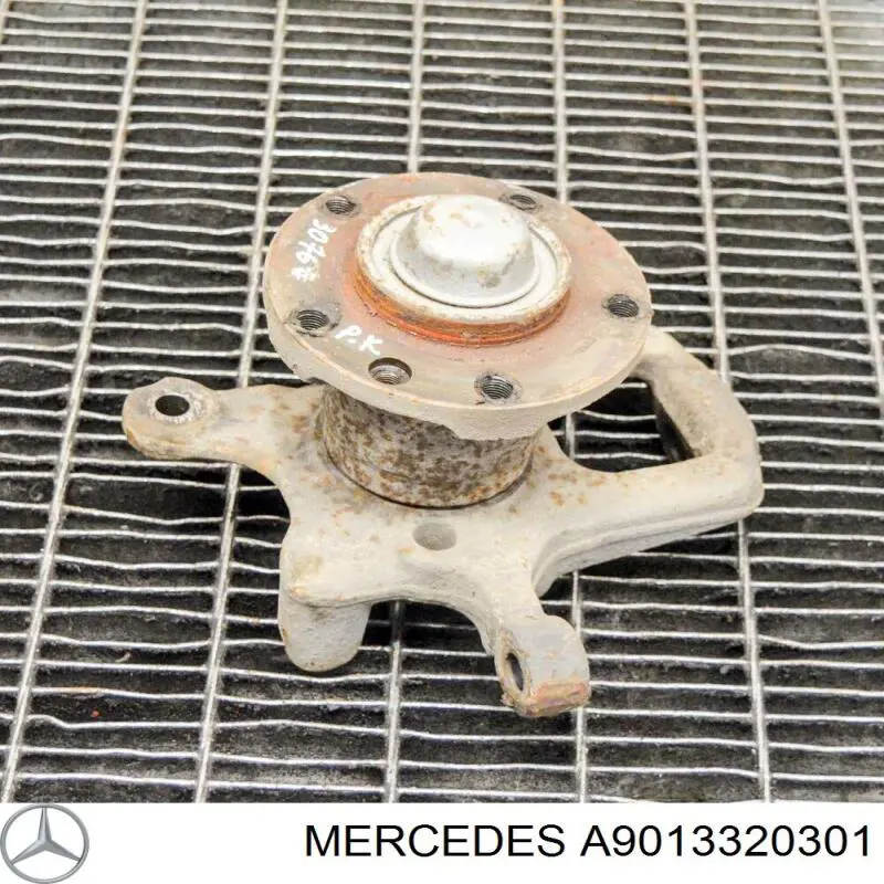 Цапфа поворотного кулака Mercedes A9013320301 ціна, від 19.69 USD