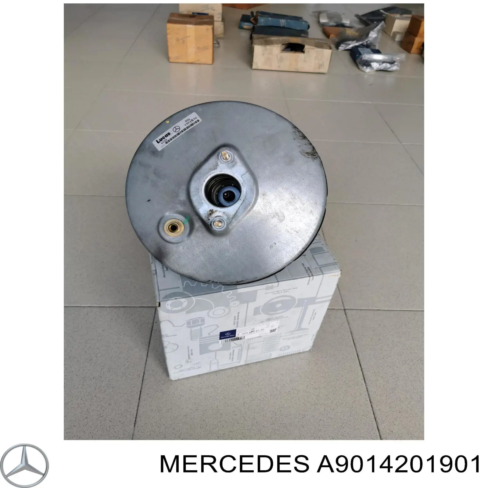 Супорт гальмівний передній правий A9014201901 Mercedes