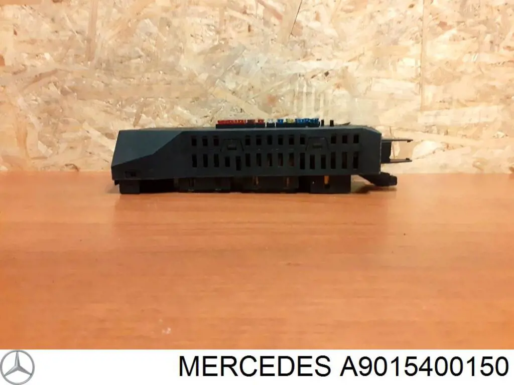 Купити A9015400150 Mercedes Корпус запобіжників
