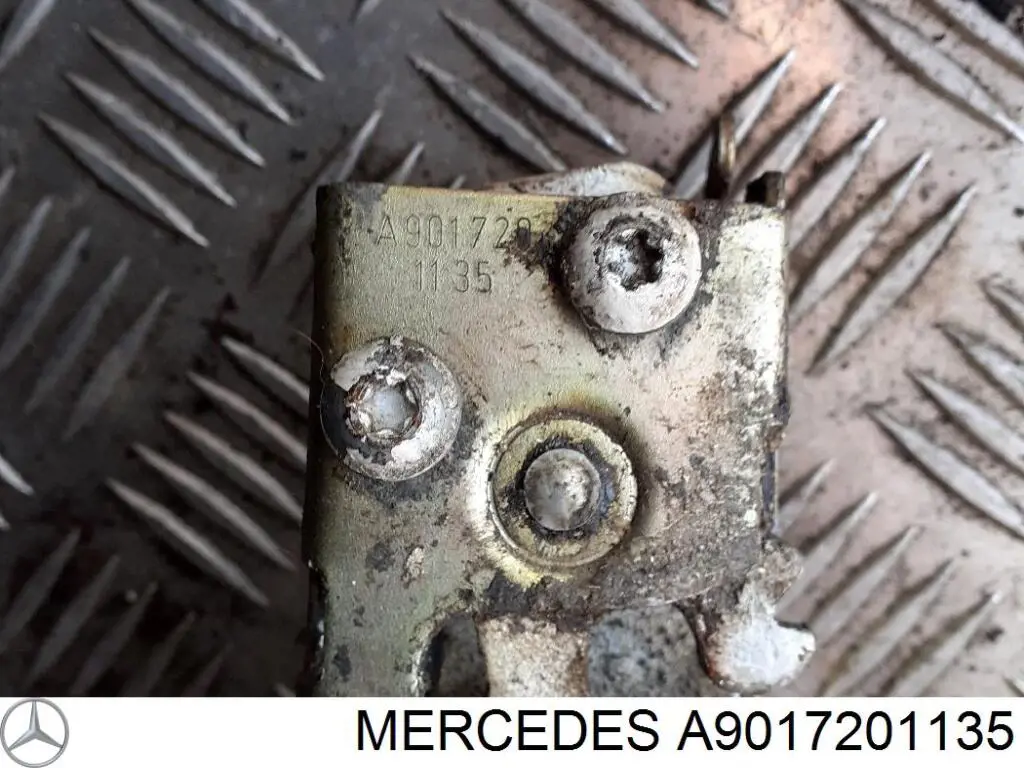 Замок передніх пасажирських дверей Mercedes A9017201135 ціна, від 18.47 USD