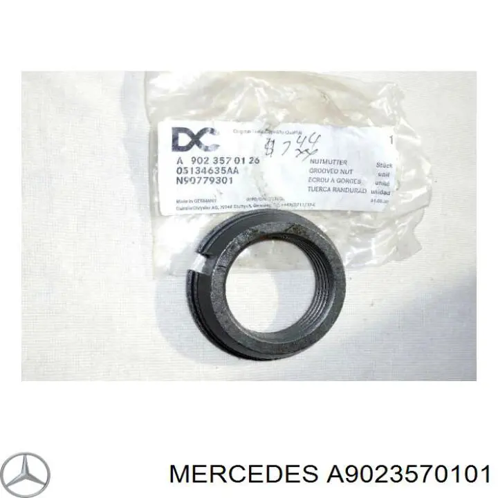 A9023570601 Mercedes Піввісь задня, ліва