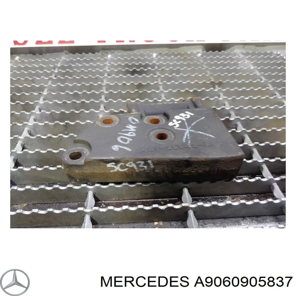 A9060905837 Mercedes 