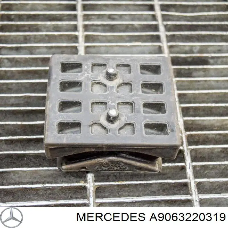 Відбійник передньої ресори A9063220319 Mercedes