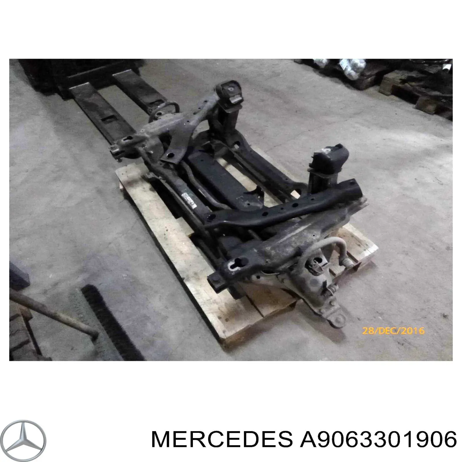 Підрамник передньої підвіски Mercedes A9063305106 ціна, від 50.67 USD
