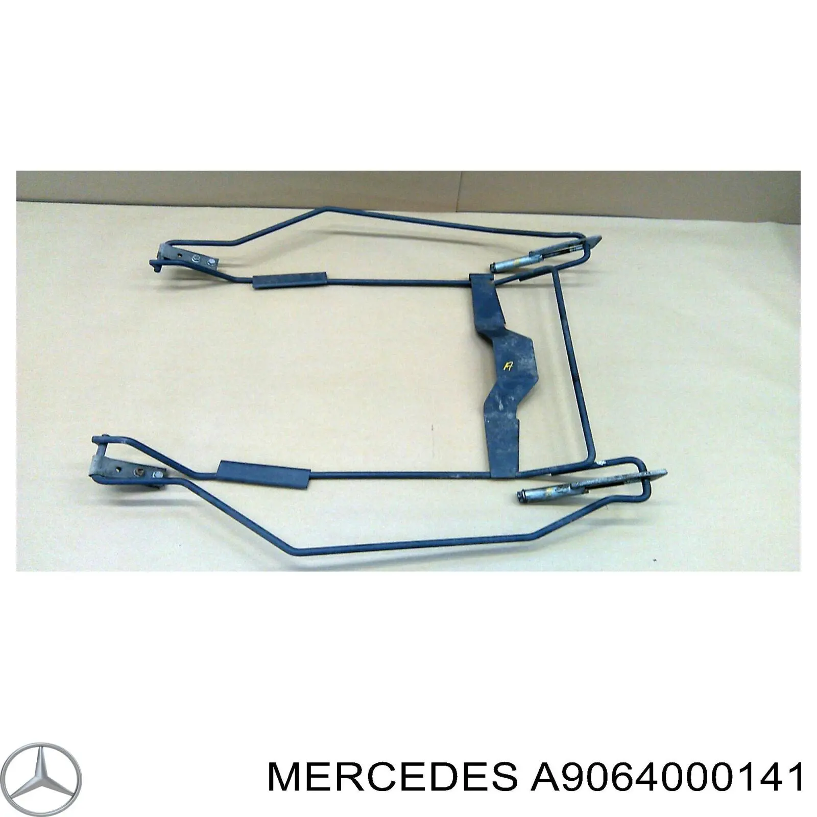  9064000141 Mercedes