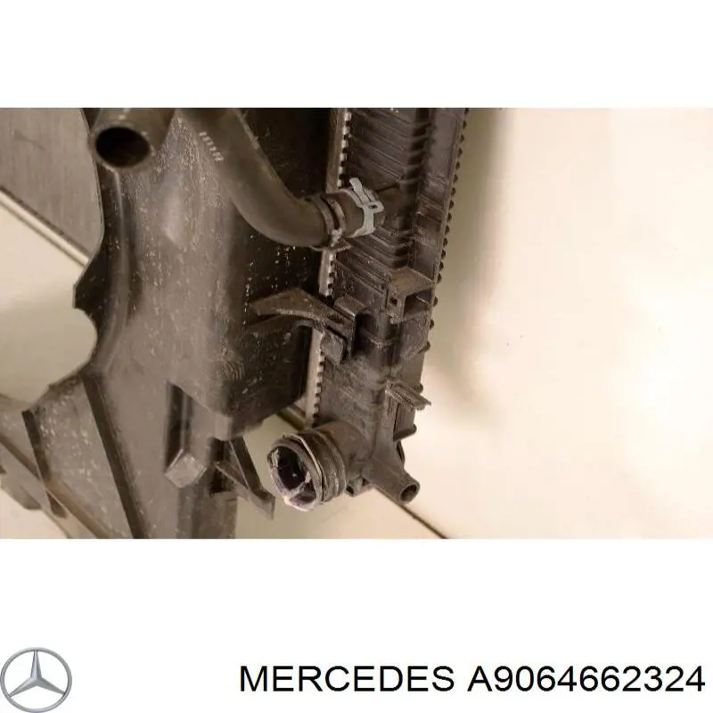 Купити A9064662324 Mercedes Радіатор ГП