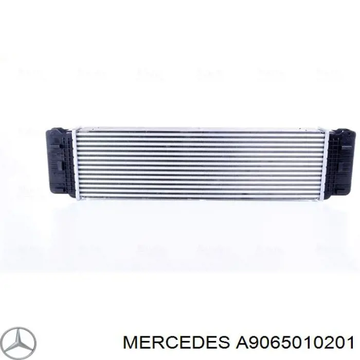 Купити A9065010201 Mercedes Радіатор интеркуллера