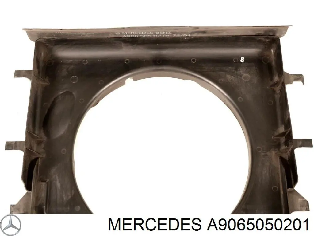 A9065050201 Mercedes Накладка дифузора радіатора верхня