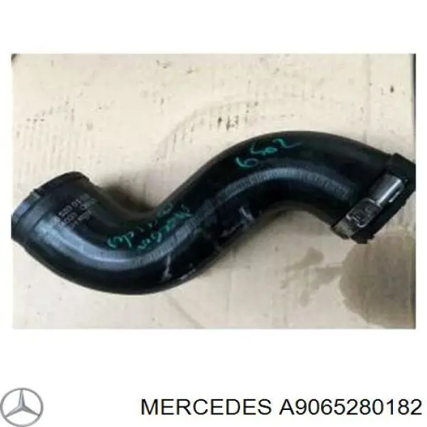 Купити A9065280182 Mercedes Шланг/патрубок интеркуллера