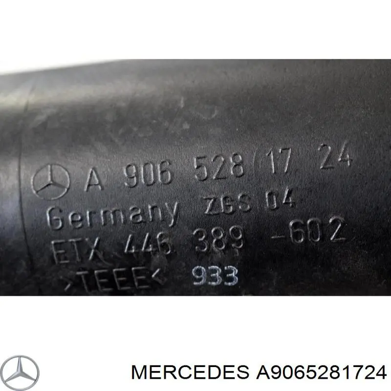 Патрубок повітряний, вихід повітряного фільтра A9065281724 Mercedes