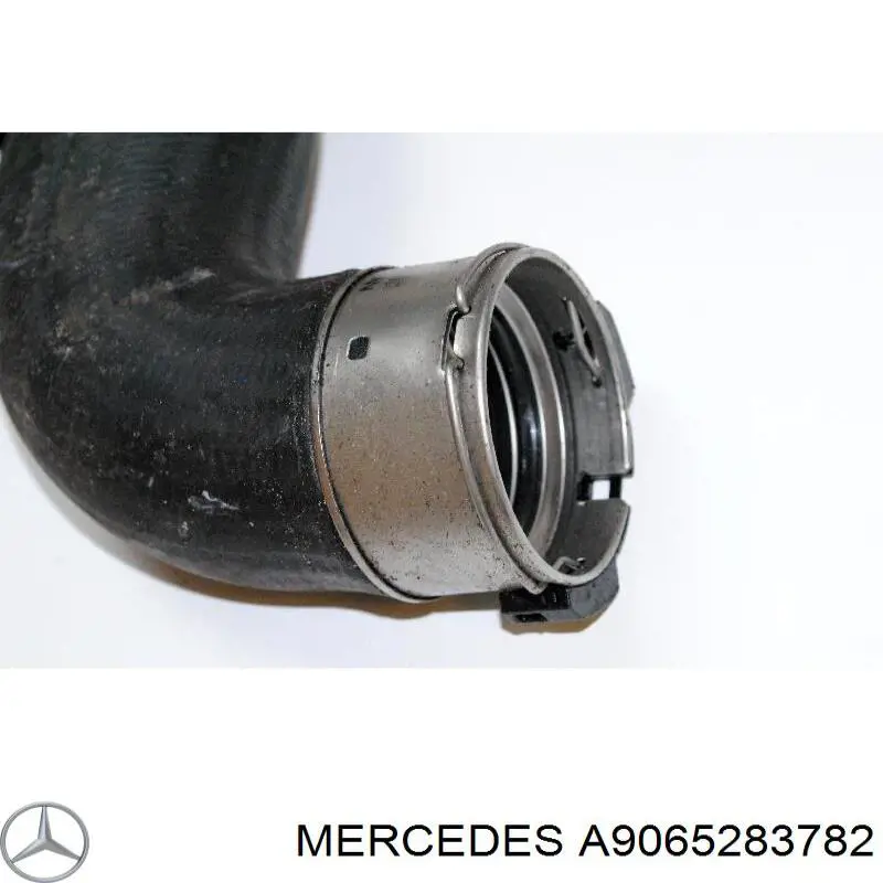 Купити A9065283782 Mercedes Шланг/патрубок интеркуллера
