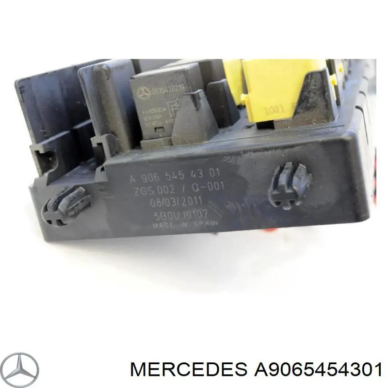 Коробка запобіжників Mercedes A9065454301 ціна, від 12.67 USD