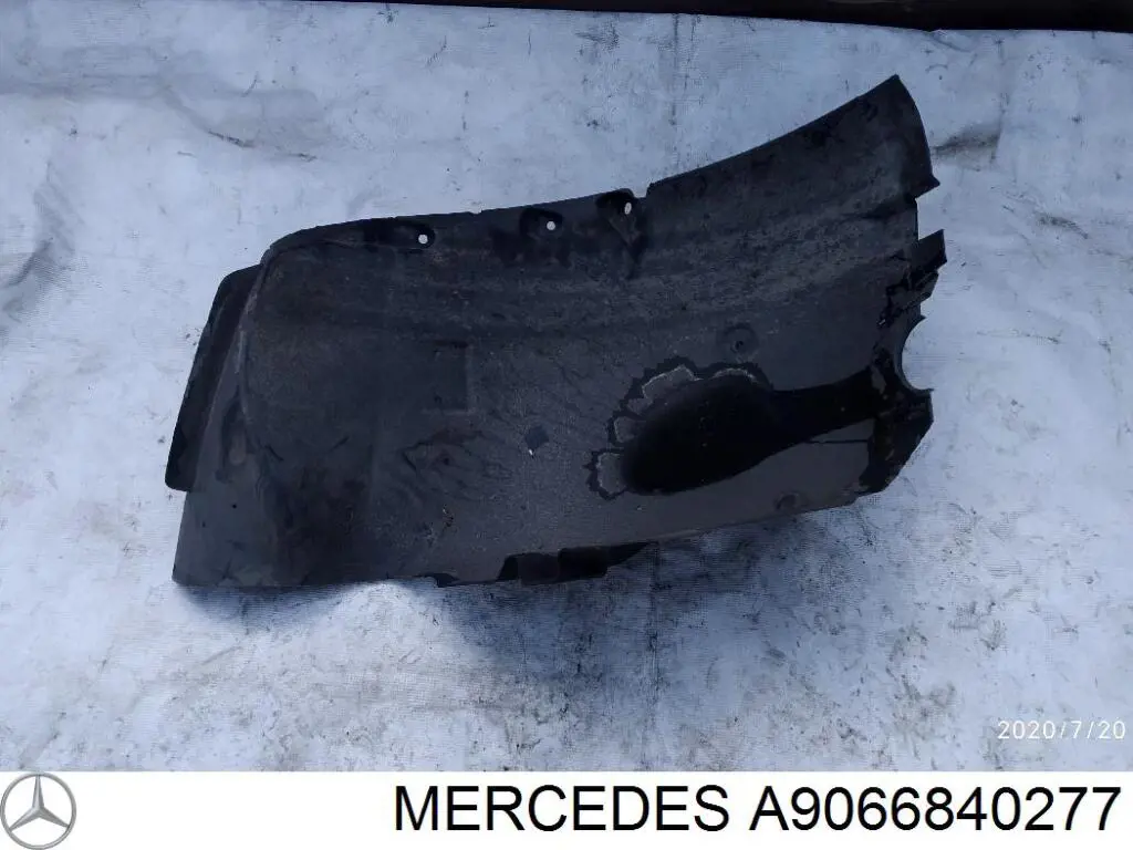 A9066840277 Mercedes Підкрилок переднього крила, лівий передній