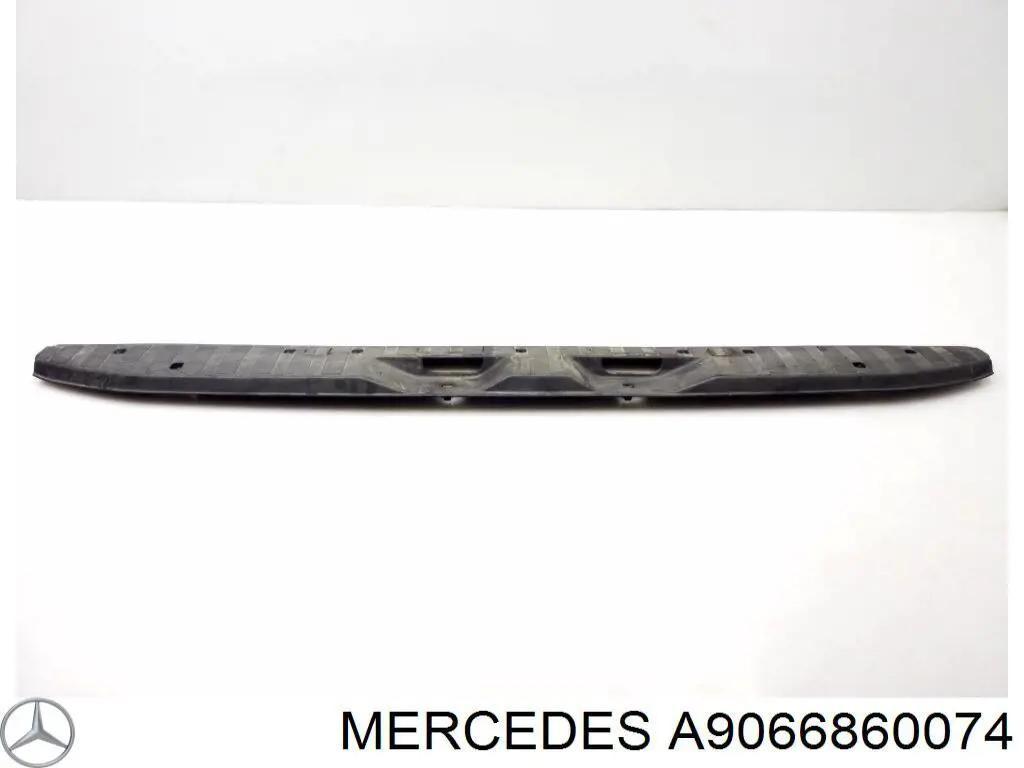 Накладка підніжки Mercedes A9066860074 ціна, від 22.91 USD