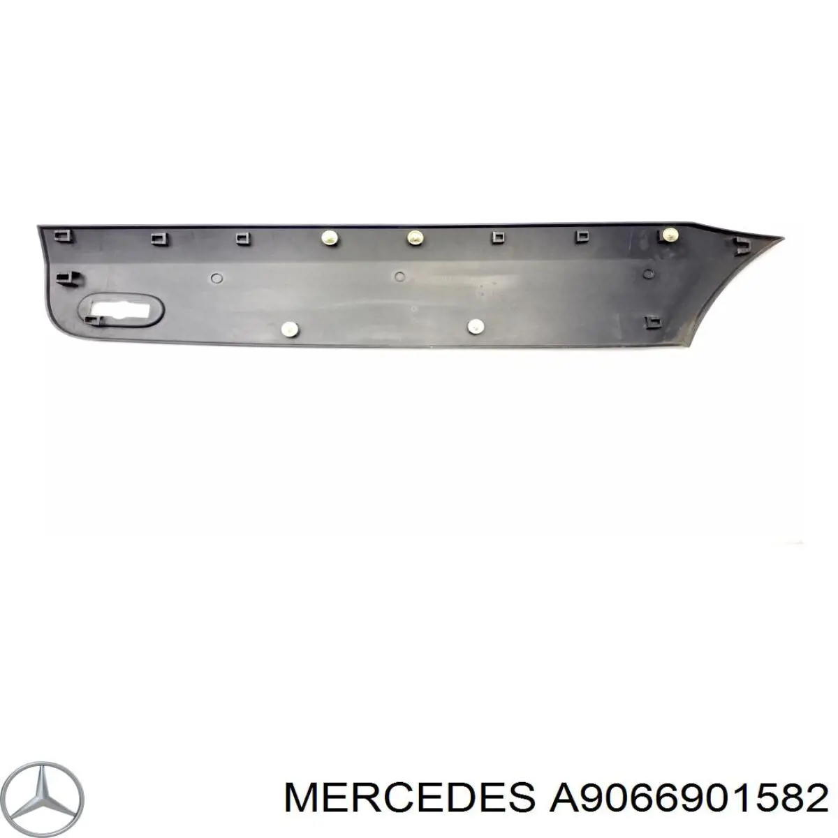Накладка заднього лівого крила A9066901582 Mercedes