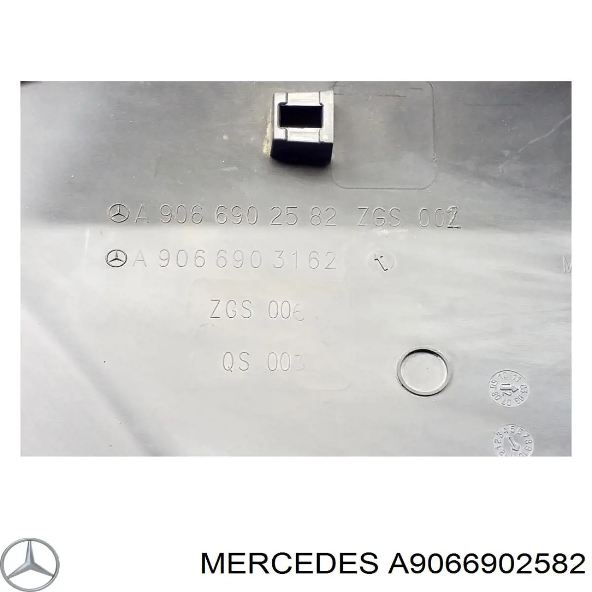 Молдинг заднього лівого крила Mercedes A9066902582 ціна, від 5.64 USD