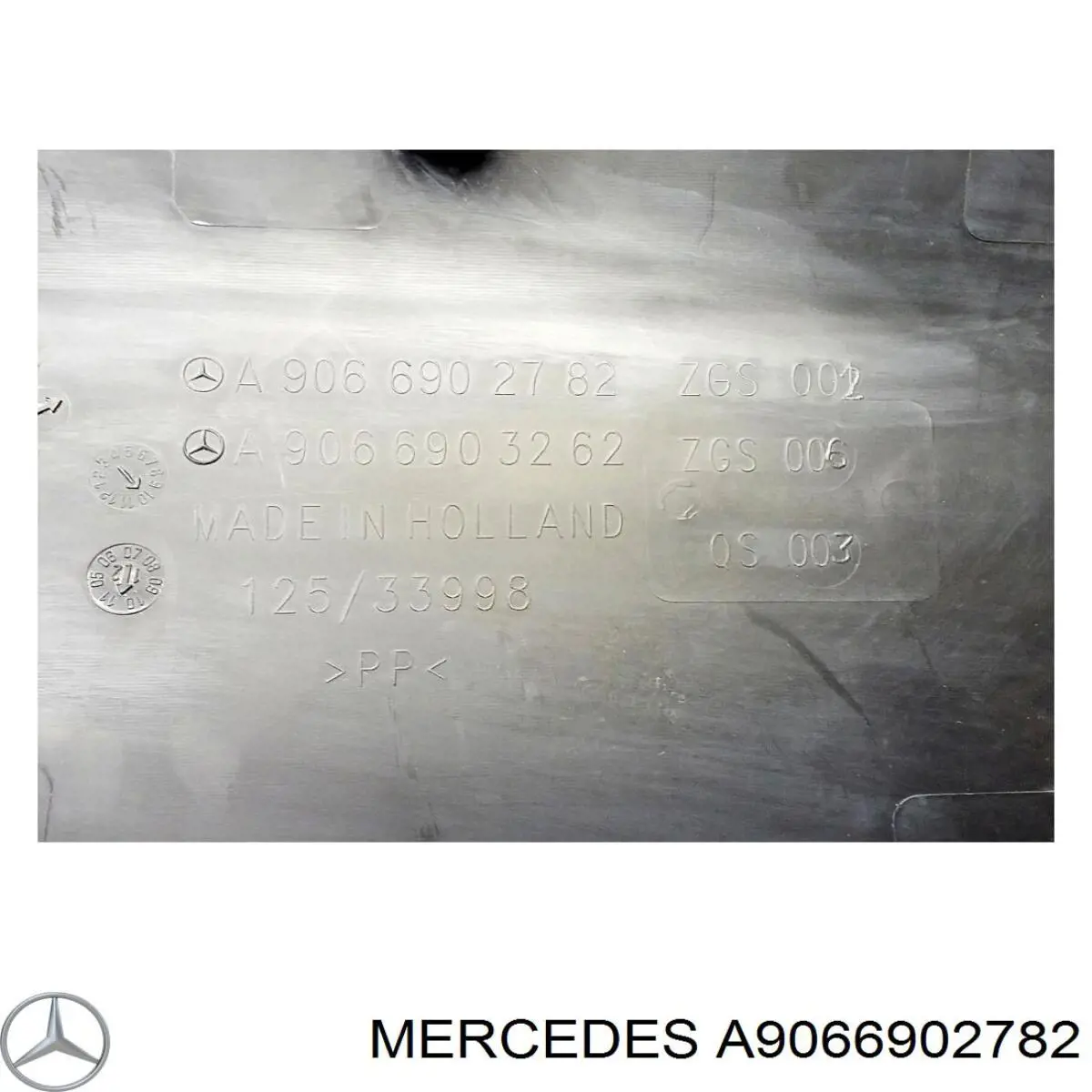 Молдинг заднього лівого крила Mercedes A9066902782 ціна, від 11.25 USD