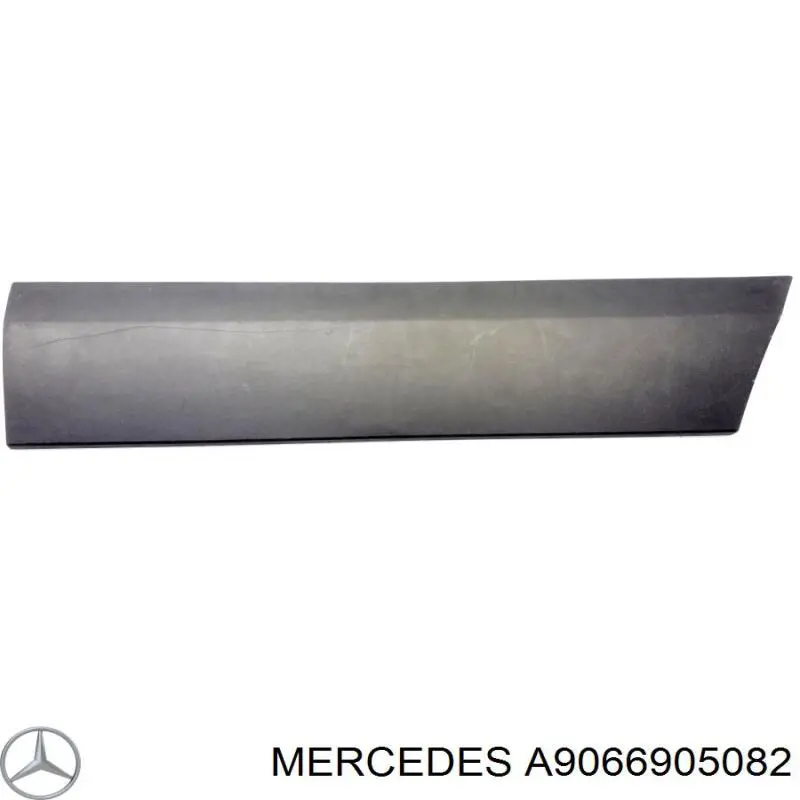 Купити A9066905082 Mercedes Молдинг передньої правої двері, нижній