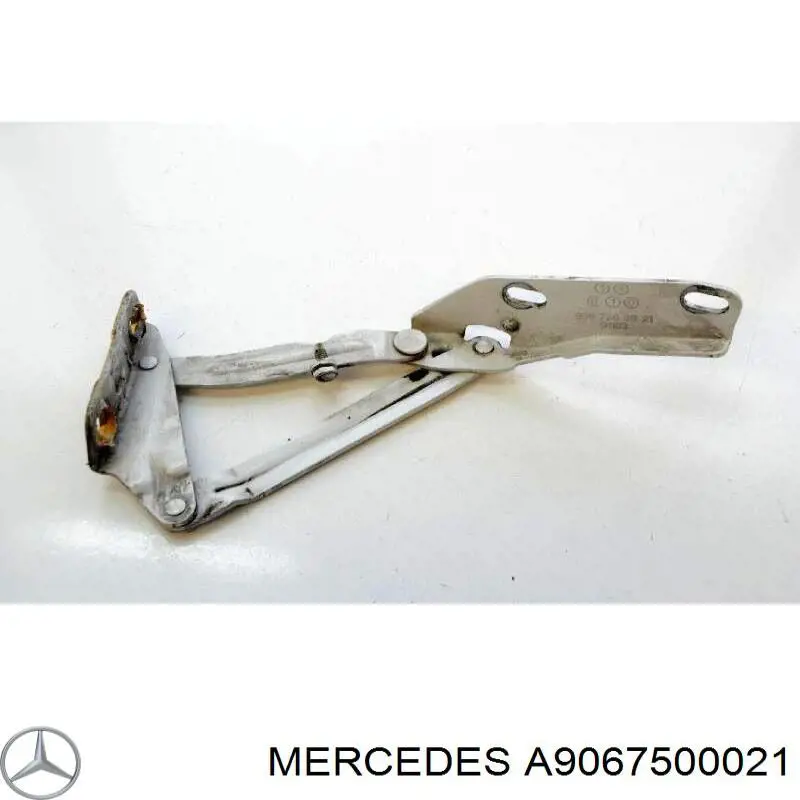 A9067500021 Mercedes Завіс капота, лівий
