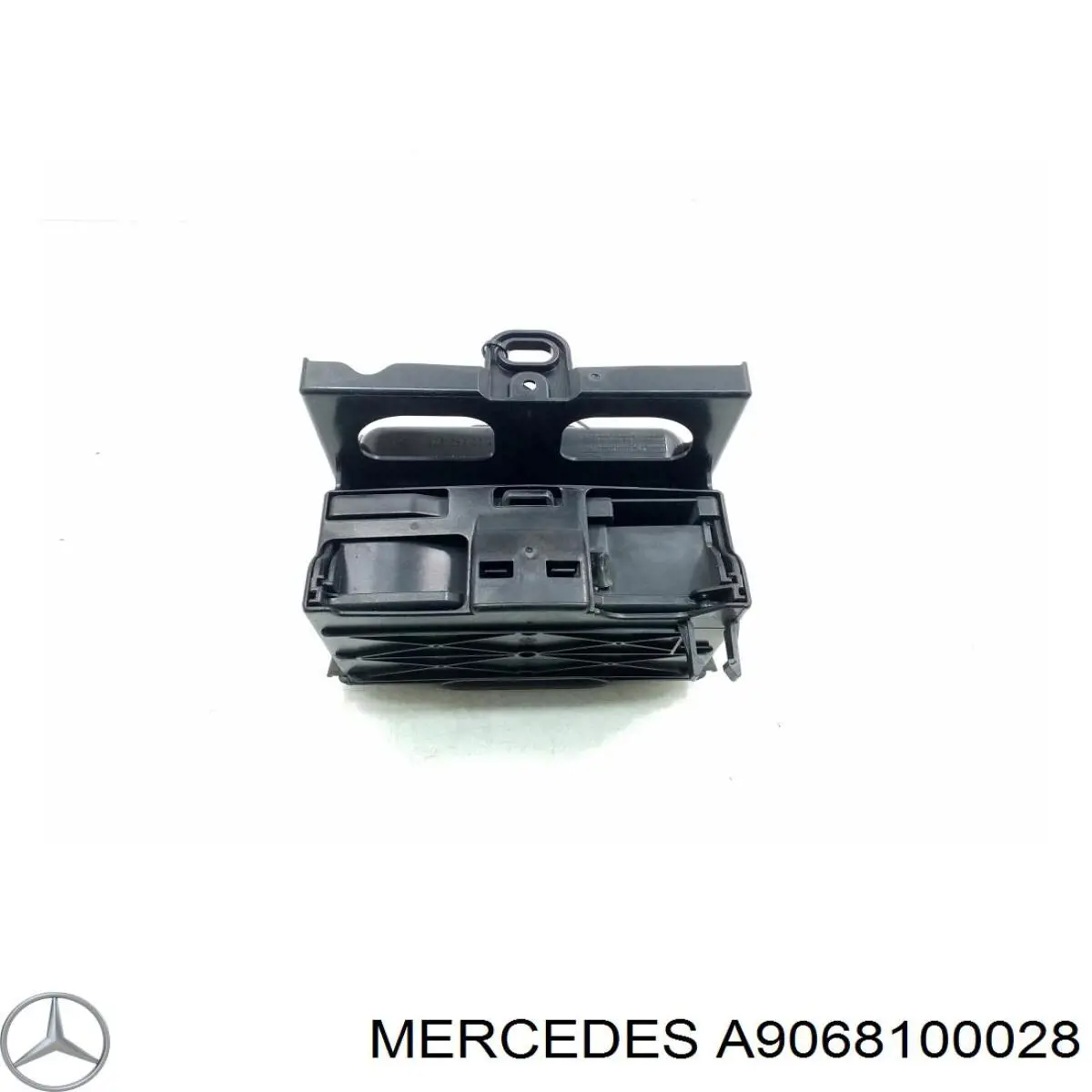 A9068100028 Mercedes 