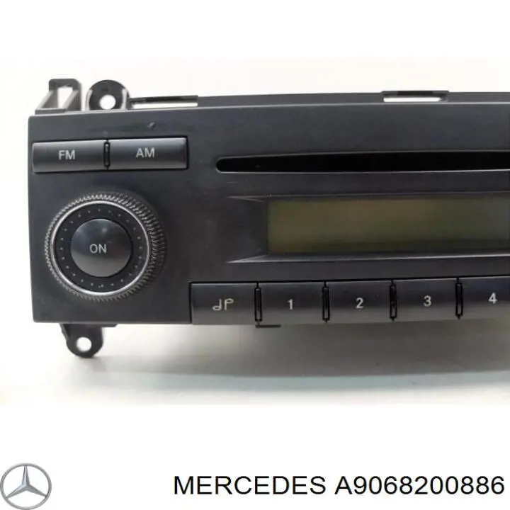 A9068200886 Mercedes Магнітола (радіо AM/FM)
