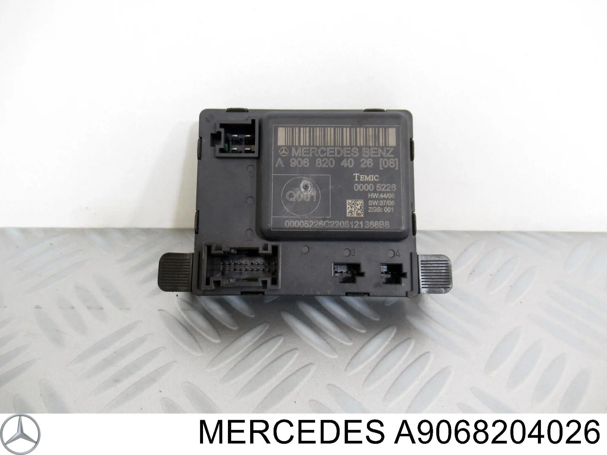  Mercedes A9068204026 ціна, від 18.30 USD