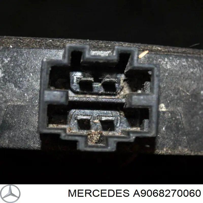 Динамік передньої двері на Mercedes Sprinter (906)