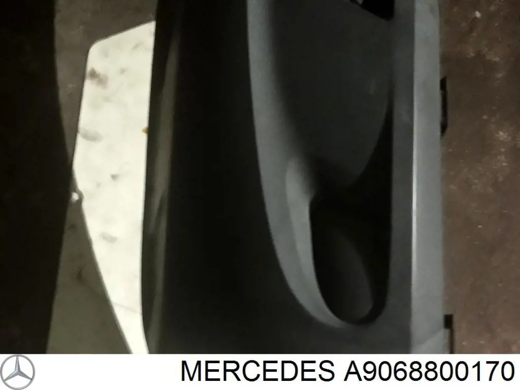 A9068800170 Mercedes Бампер передній