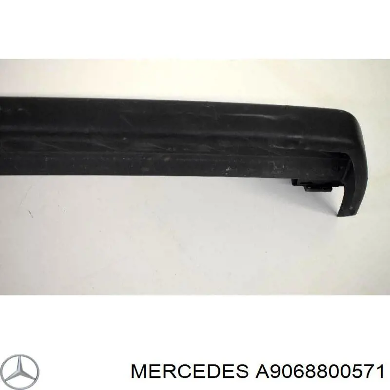A9068800571 Mercedes Бампер задній, центральна частина