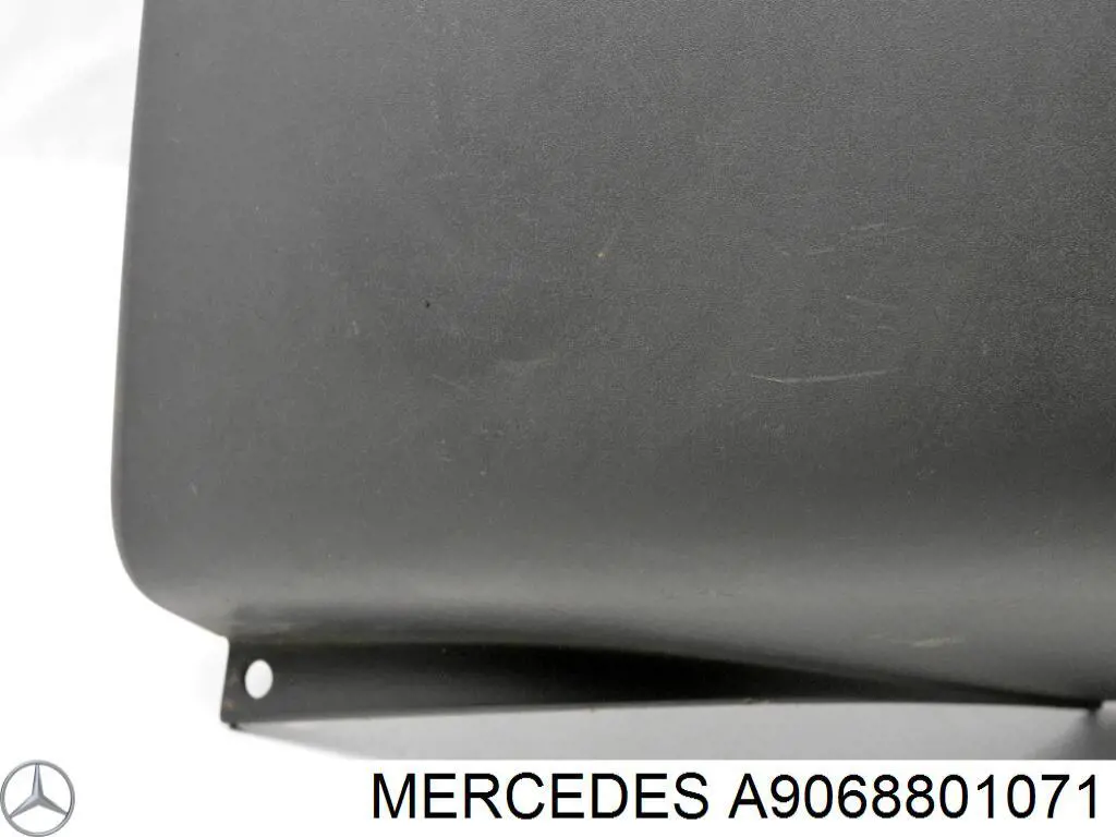 A9068801071 Mercedes Бампер задній, ліва частина