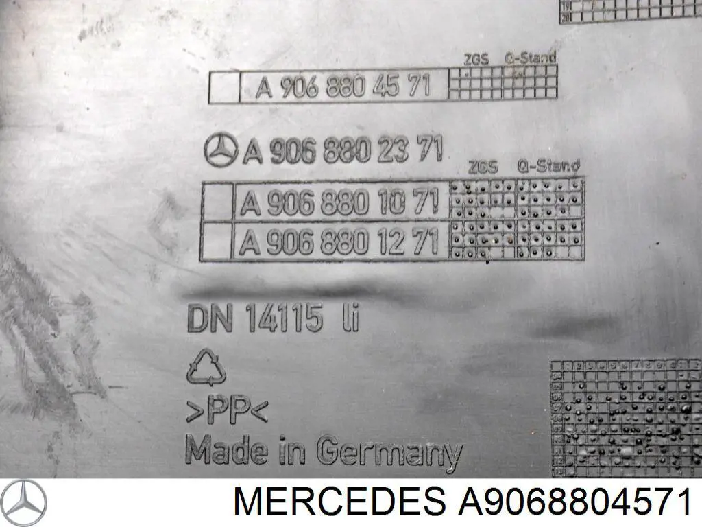 A9068804571 Mercedes бампер задній, ліва частина